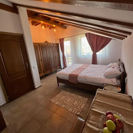 Casa Mara & Bran